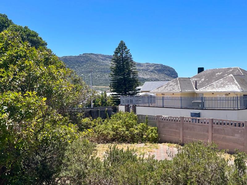 2 Bedroom Property for Sale in Fish Hoek Western Cape